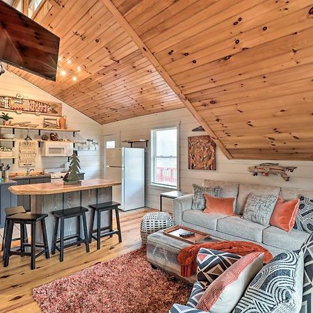 Cheery Pet-Friendly Studio With Shared Fire Pit Mountain View Exterior foto