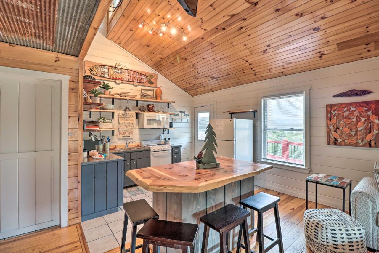 Cheery Pet-Friendly Studio With Shared Fire Pit Mountain View Exterior foto